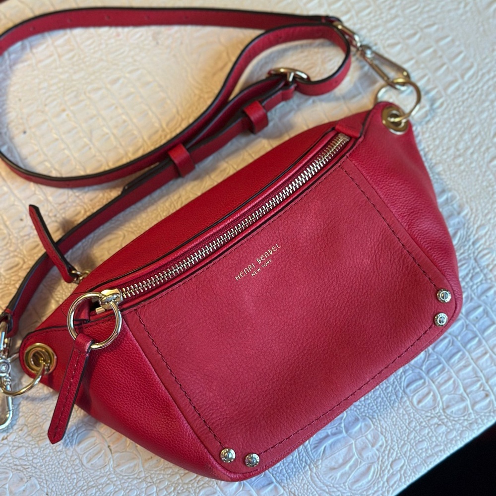 Authentic Henri Bendel Cross Body Bag